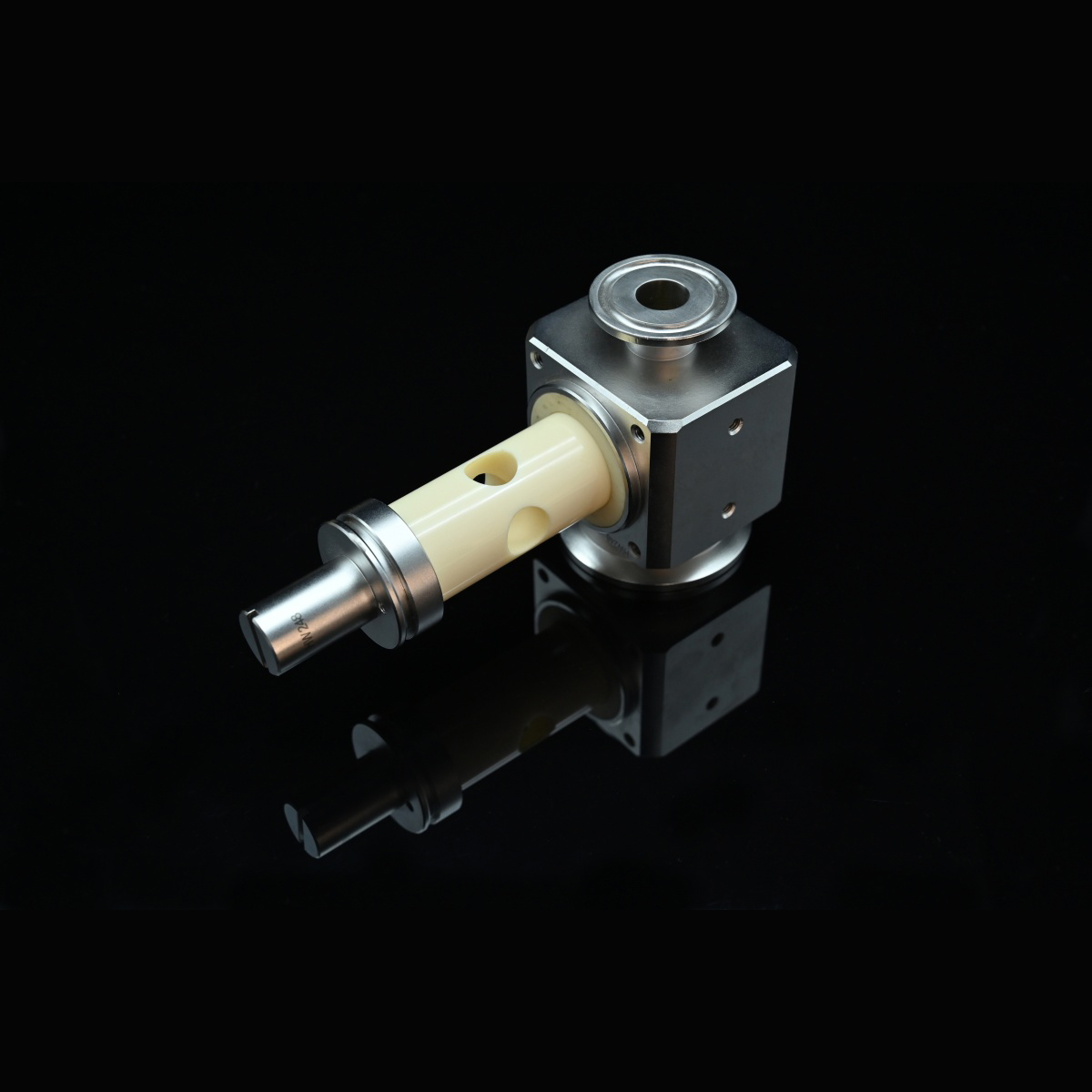 氧化铝陶瓷灌装泵化妆品医疗行业应用